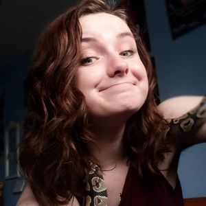 Meet your Posher, Ella